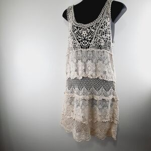 ❤️ Elegant Beige Lace Tiered Midi Dress